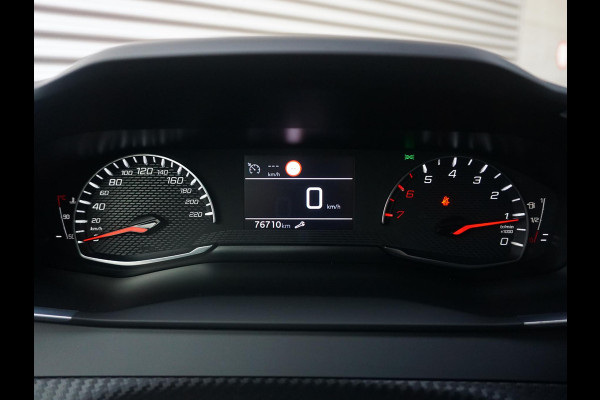 Peugeot 2008 1.2 PureTech Allure Trekhaak