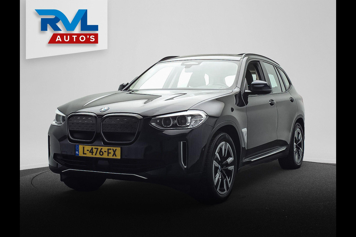 BMW iX3 Executive 80 kWh Trekhaak Pano/dak Leder Apple/Carplay