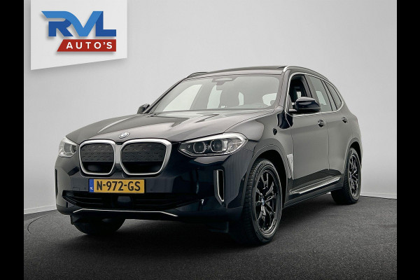 BMW iX3 Executive 80 kWh * SOH 98% * Pano/dak Trekhaak Camera Origineel NL