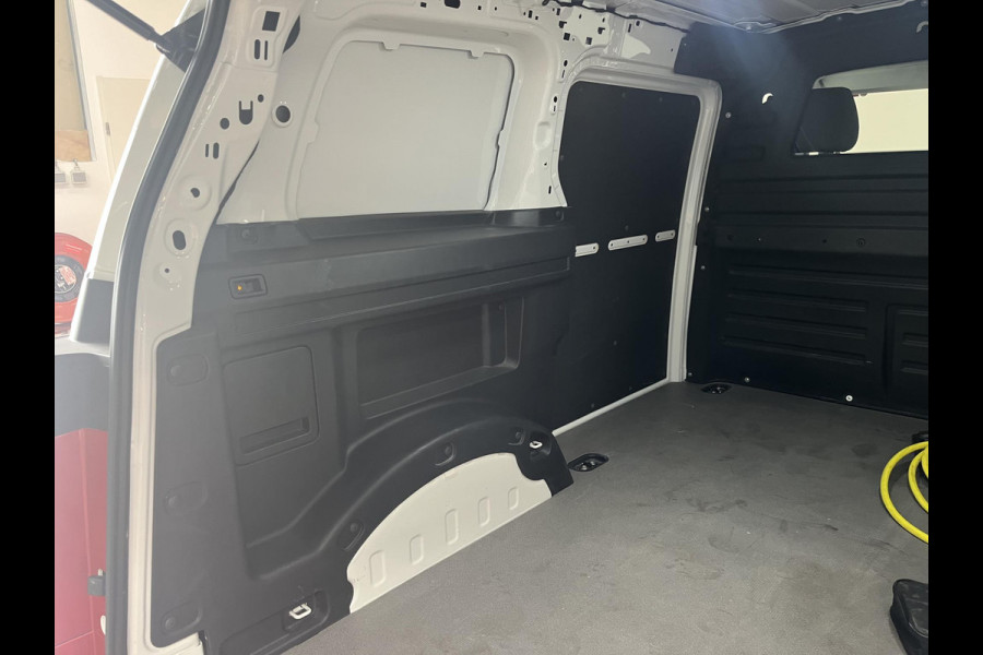 Volkswagen ID. Buzz Cargo L1H1 204 pk 77 kWh PRO Adaptive Cruise Trekhaak PDC Camera Keyless