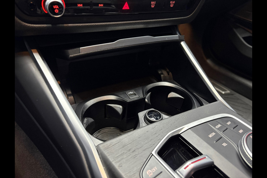 BMW 3 Serie Touring 330e xDrive