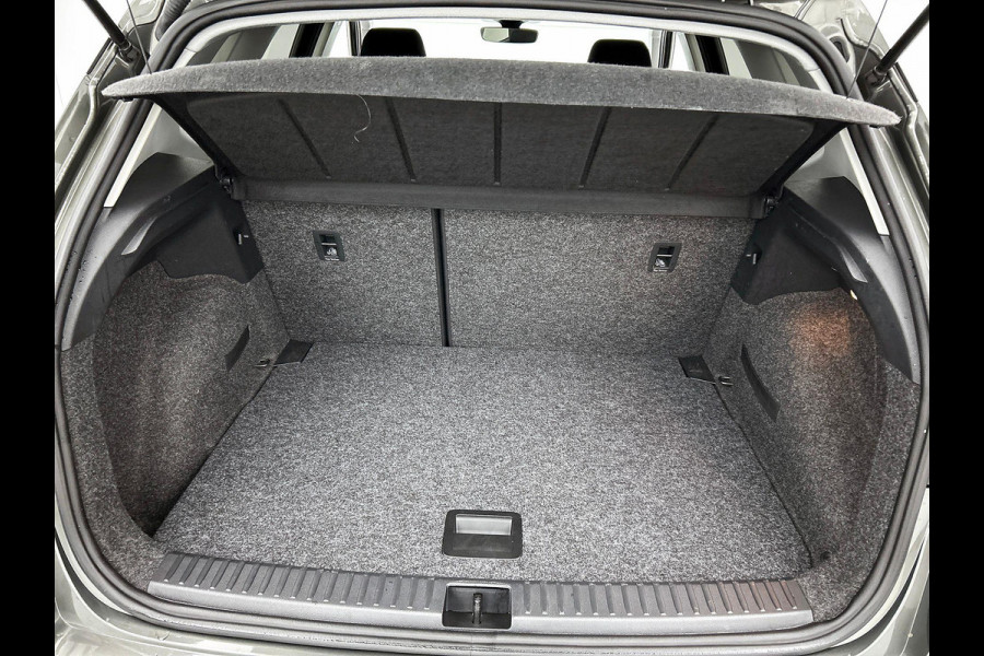 Seat Arona 1.0 TSI AUTOM. Style Connect CARPLAY-NAV | CRUISE | PRIVACY-GLASS