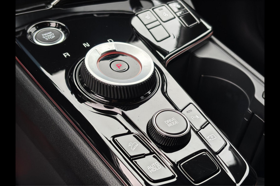 Kia Sportage 1.6 T-GDi Hybrid Dark Edition