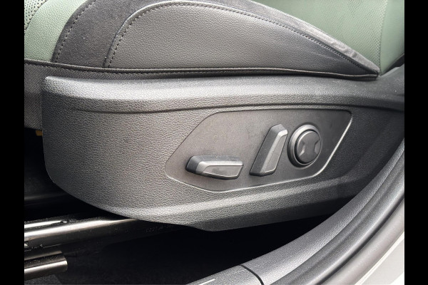 Kia Sportage 1.6 T-GDi Hybrid Dark Edition