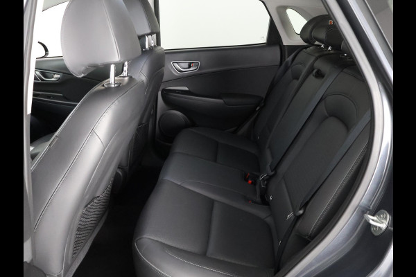 Hyundai Kona EV PRIMIUM 64 KWh ACCU 96% GARANTIE 2019* 1e EIG BEREIK TOT 487 KM WLTP!!! SCHUIFDAK ZEER LUXE