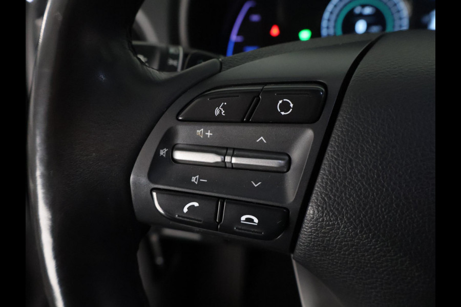 Hyundai Kona EV PRIMIUM 64 KWh ACCU 96% GARANTIE 2019* 1e EIG BEREIK TOT 487 KM WLTP!!! SCHUIFDAK ZEER LUXE