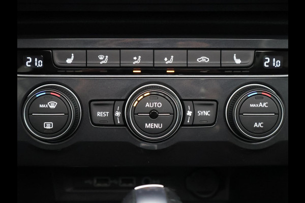 Volkswagen Tiguan Allspace 1.5 TSI AUTOMAAT.7 ZITS.GARANTIE 10-2030* PANODAK .PDC V+A. APPLE/ANDROID. STOELVERWARMING ETC ETC