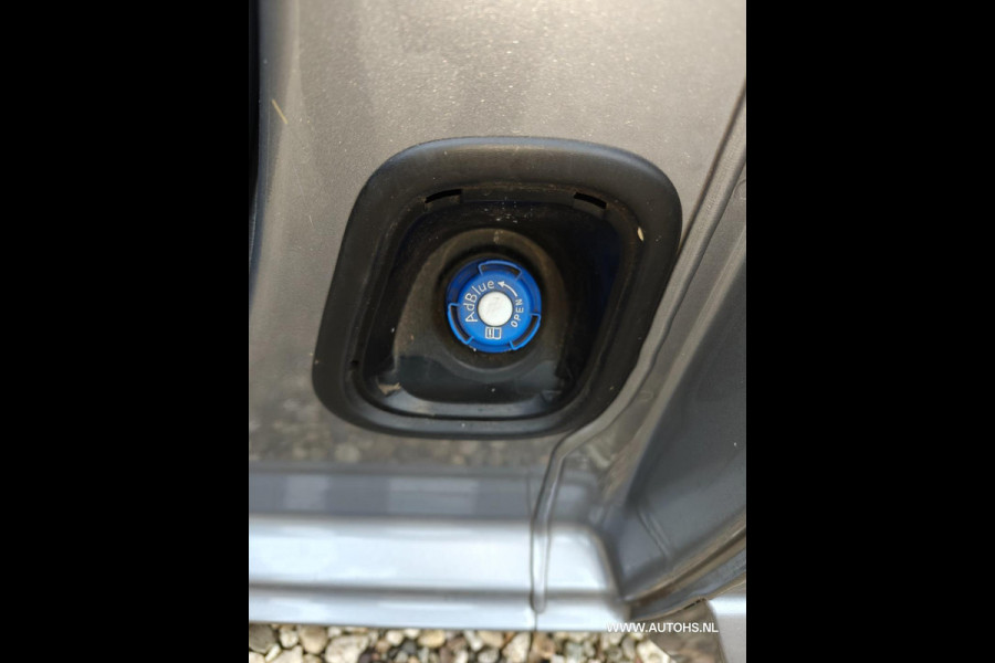 Citroën Jumpy 2.0 BlueHDI 180 PK AUTOMAAT , 1e Eig Ex overheid. Euro 6 , lengte 2 , honden inrichting ,