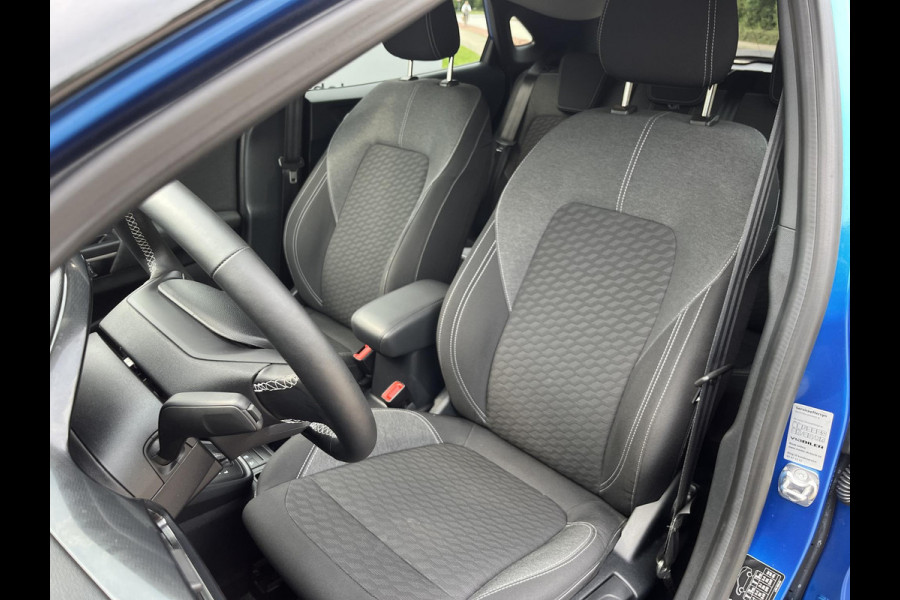 Ford Puma 1.0 EcoBoost Hybrid Titanium 125pk | Winterpack | SYNC 3 Navigatie | Parkeersensoren achter | Contrasterend Dak |