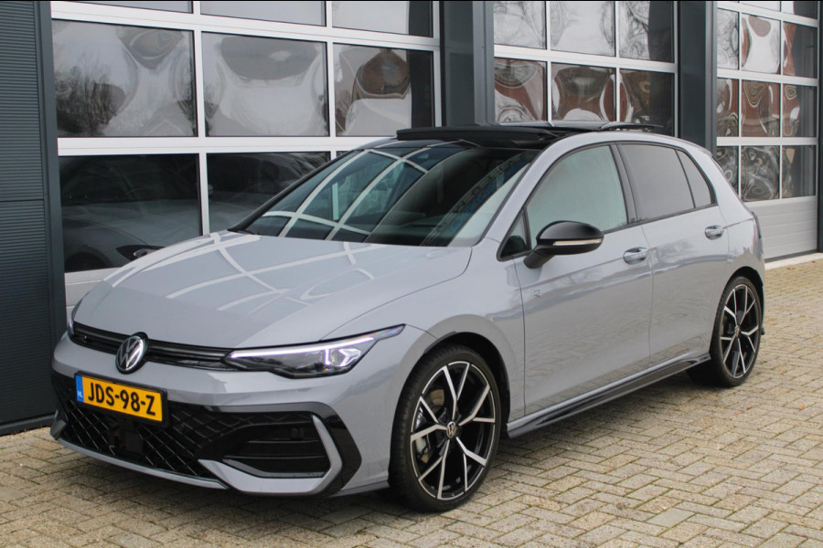 Volkswagen Golf 1.5 eTSI R-Line| Pano | HUD | HK | IQ | Elek trekhaak