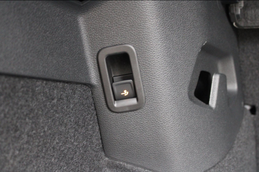 Volkswagen Golf 1.5 eTSI R-Line| Pano | HUD | HK | IQ | Elek trekhaak