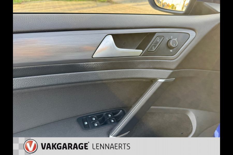Volkswagen Golf 1.0 TSI Comfortline ac/navi/pdc,ect. Rijklaarprijs / 12 mnd Bovag garantie