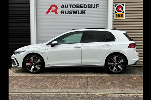 Volkswagen Golf 1.4 eHybrid GTE Pano/HuD/Camera/Matrix