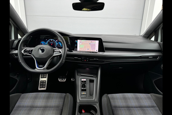 Volkswagen Golf 1.4 eHybrid GTE Pano/HuD/Camera/Matrix
