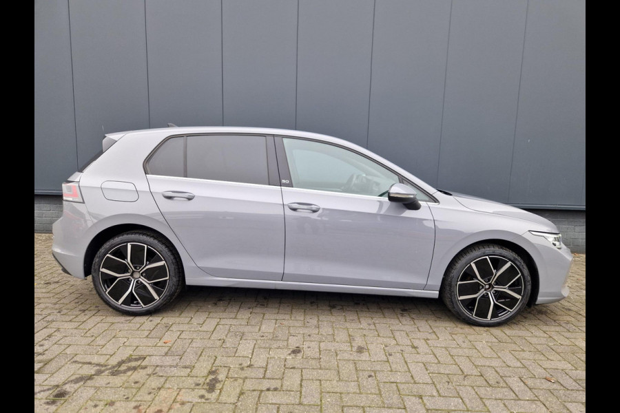 Volkswagen Golf 8.5 1.5 eHybrid 50 Edition /Panoramadak /Winterpakket