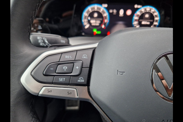 Volkswagen Golf 8.5 1.5 eHybrid 50 Edition /Panoramadak /Winterpakket