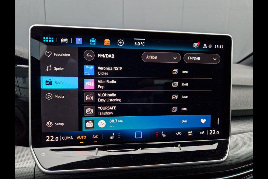 Volkswagen Golf 8.5 1.5 eHybrid 50 Edition /Panoramadak /Winterpakket