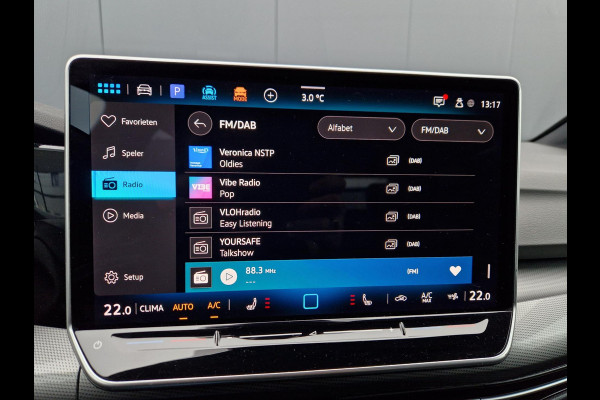 Volkswagen Golf 8.5 1.5 eHybrid 50 Edition /Panoramadak /Winterpakket