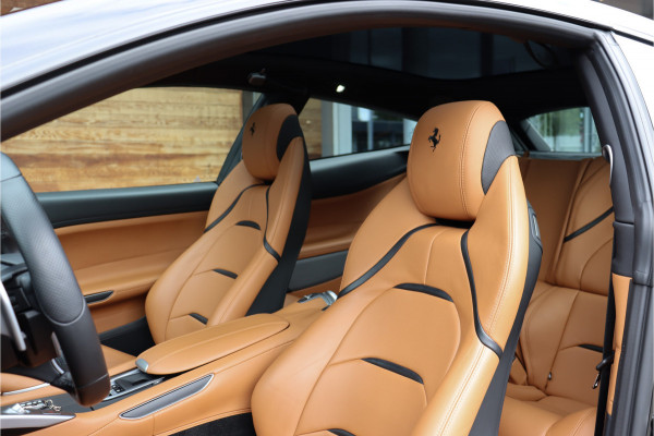 Ferrari GTC4 Lusso Turbo 3.9 V8 **APPROVED/Lift/360 camera/Pano/Ceramic/Carplay/20**