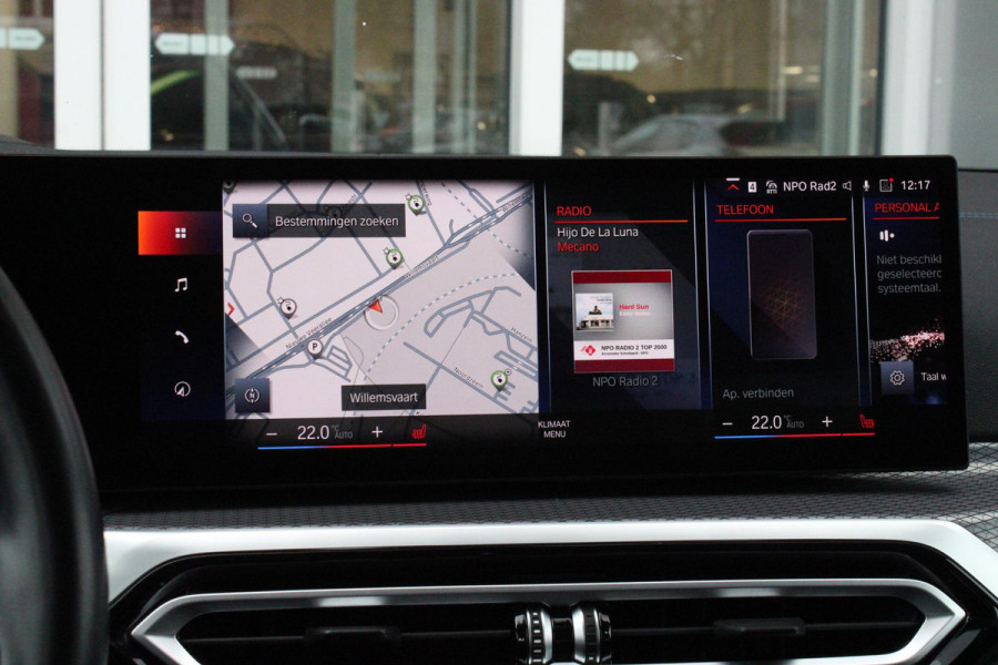 BMW 3-serie 330e 292PK xDRIVE | PANORAMISCH SCHUIF/KANTEL DAK | M-SPORT PRO-PAKKET | M-SPORT REMMEN UITGEVOERD IN DONKERBLAUW MET M LOGO | BMW LIVE COCKPIT PROFESSIONAL | CURVED DISPLAY |DRIVING ASSISTANT INCL. HEAD-UP DISPLAY | PARKING ASSIST INCL. ACHTERUITRIJCAMERA | ADAPTIEVE LED KOPLAMPEN |SHADOW LINE | M-SPORTSTOELEN VOOR | LEDER VERNASCA MET CONTRAST STIKSELS M-SPORT | STOEL VERWARMING | DRAADLOZE APPLE CARPLAY | ELEKTRISCH VERSTELBARE STOELEN MET GEHEUGEN FUNCTIE | HEAD UP DISPLAY | DRAADLOZE TELEFOONLADER | DODEHOEK BEWAKING | COMFORT PACK INCL. ELEKTRISCHE ACHTERKLEP | A