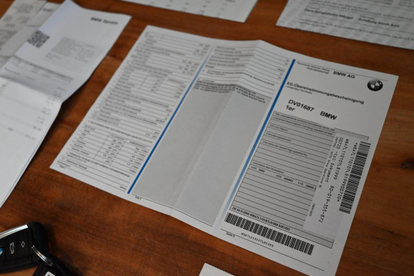 BMW 1-serie M135i xDrive High Executive 306 PK Dealer o.h. Adaptive Head Up H&K Camera Keyless 18''