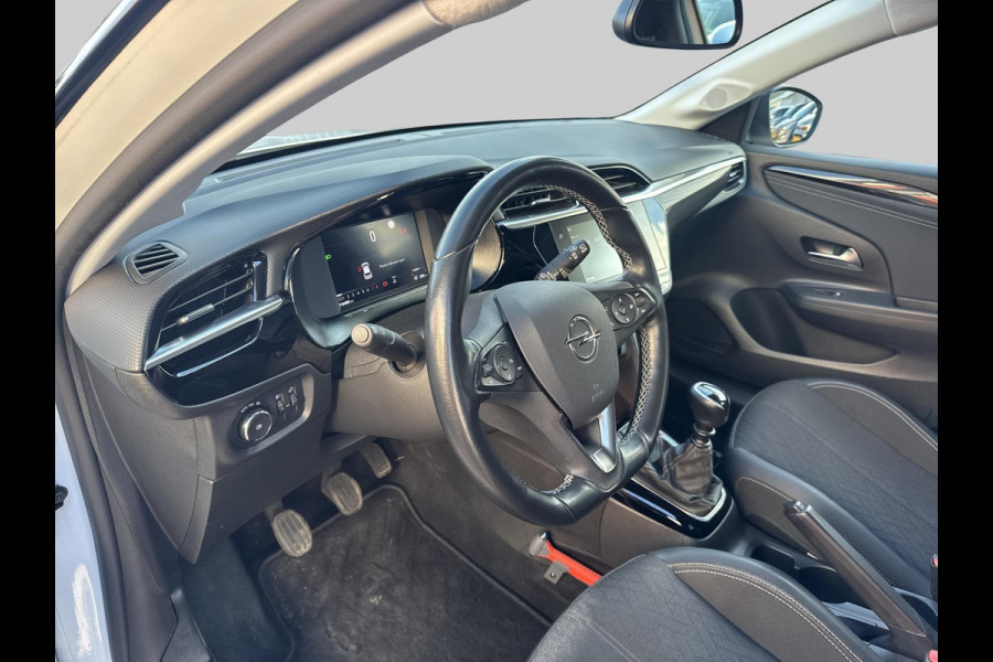 Opel Corsa 1.2 Elegance | All Season banden | 17 inch LM Velgen | Camera