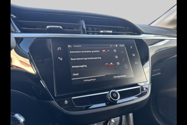 Opel Corsa 1.2 Elegance | All Season banden | 17 inch LM Velgen | Camera