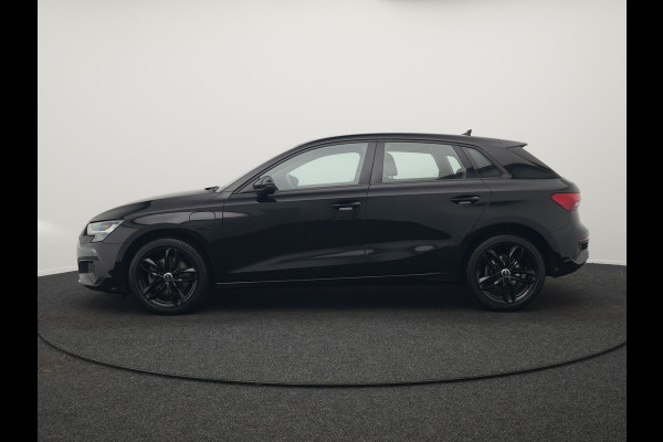 Audi A3 Sportback 40 TFSI e Advanced edition Plug In Hybrid 204pk PHEV | Trekhaak Afn. | Apple Carplay | Keyless | Sporstoelen Verwarmd | Virtual | Cruise Control | DAB | 17" L.M. |