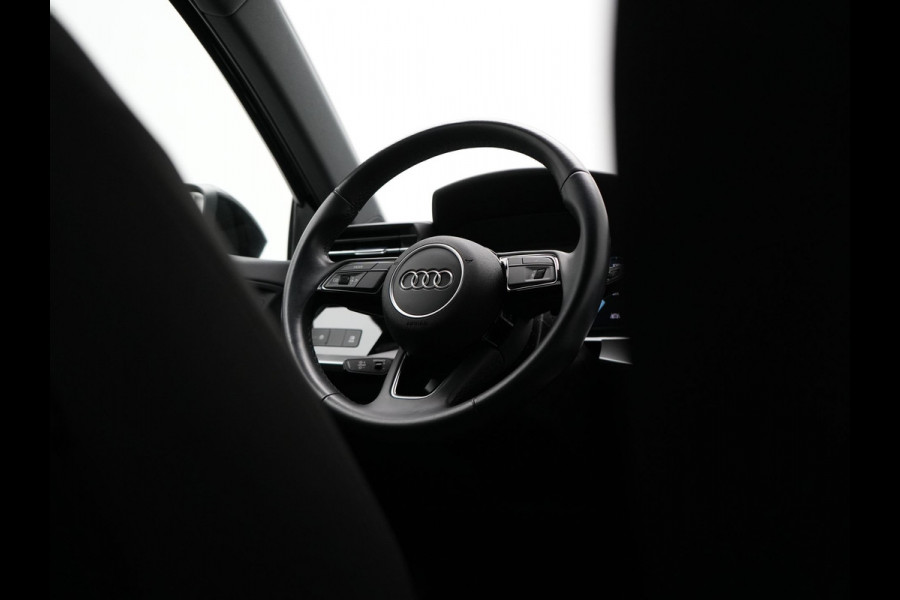 Audi A3 Sportback 40 TFSI e Advanced edition Plug In Hybrid 204pk PHEV | Trekhaak Afn. | Apple Carplay | Keyless | Sporstoelen Verwarmd | Virtual | Cruise Control | DAB | 17" L.M. |