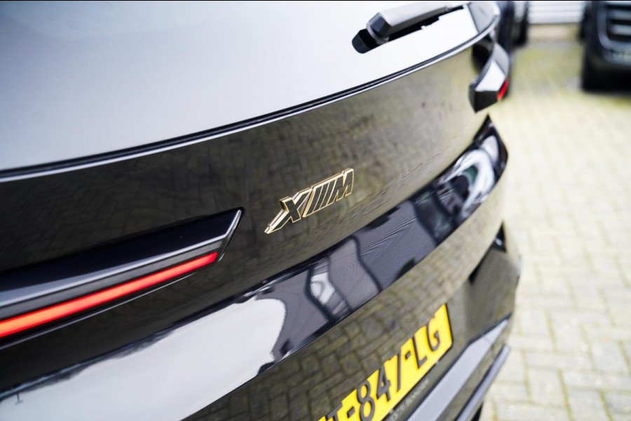 BMW XM PHEV 30 kWh | 687 PK | Iconic Glow | Skylounge | Massage | 360 Cam | Drive assistant | Stuurwielverwarming | Sportuitlaat |