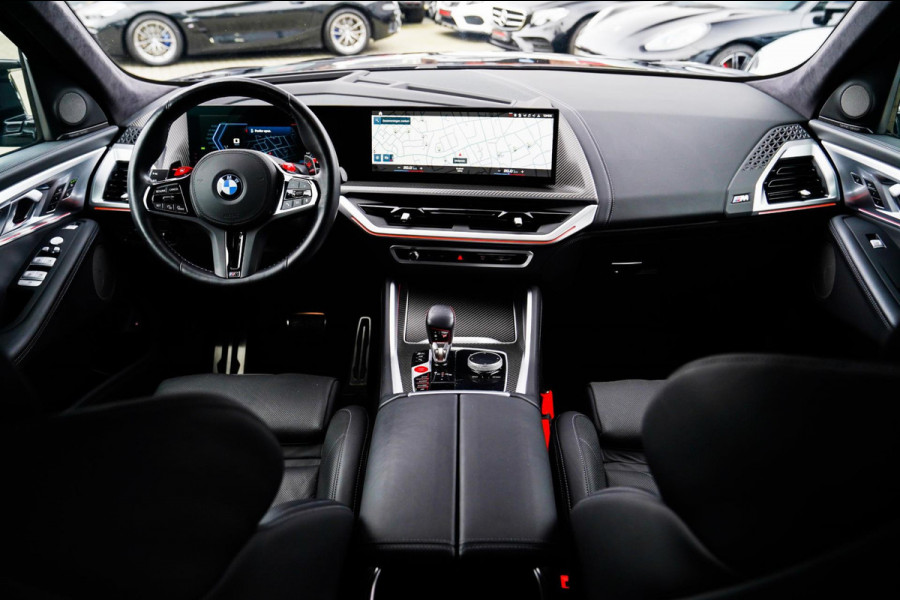 BMW XM PHEV 30 kWh | 687 PK | Iconic Glow | Skylounge | Massage | 360 Cam | Drive assistant | Stuurwielverwarming | Sportuitlaat |