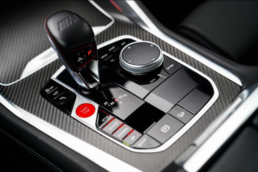 BMW XM PHEV 30 kWh | 687 PK | Iconic Glow | Skylounge | Massage | 360 Cam | Drive assistant | Stuurwielverwarming | Sportuitlaat |