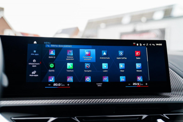 BMW XM PHEV 30 kWh | 687 PK | Iconic Glow | Skylounge | Massage | 360 Cam | Drive assistant | Stuurwielverwarming | Sportuitlaat |