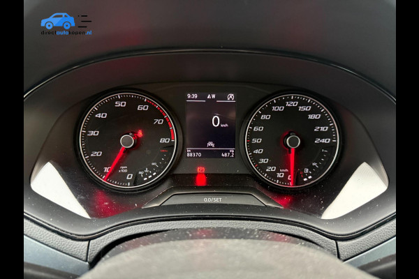 Seat Arona 1.0 TSI Style Business Intense | Carplay | Camera | Adaptieve cruise control | Dodehoek spiegels