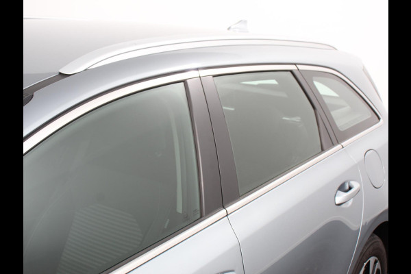 Kia Ceed Sportswagon 1.6 GDI PHEV AUTOMAAT DynamicLine | Navigatie | Apple carplay/Android Auto | Cruise Control | Lichtmetalen Velgen | Climate Control