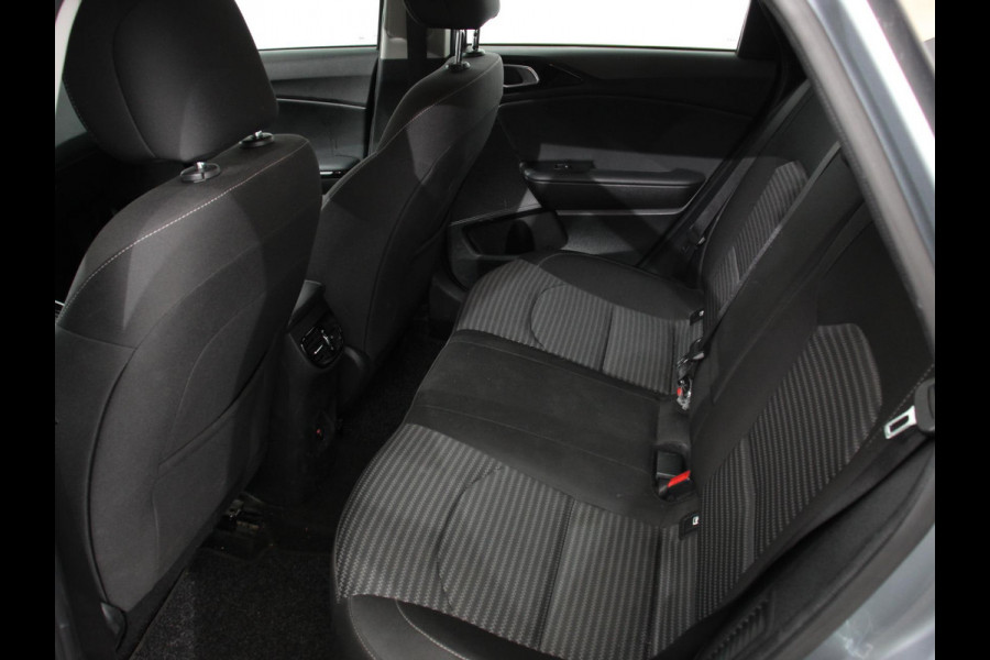 Kia Ceed Sportswagon 1.6 GDI PHEV AUTOMAAT DynamicLine | Navigatie | Apple carplay/Android Auto | Cruise Control | Lichtmetalen Velgen | Climate Control