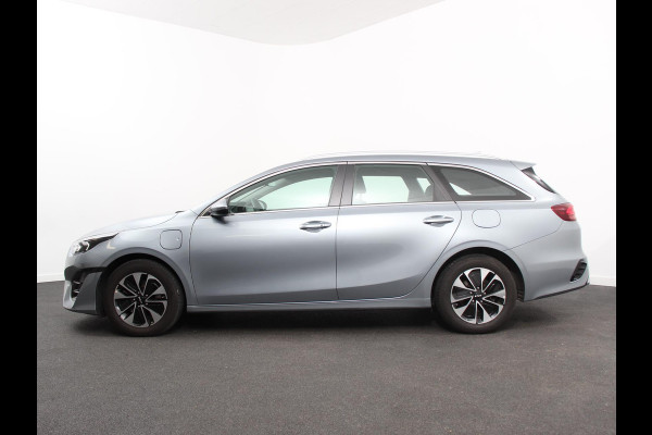 Kia Ceed Sportswagon 1.6 GDI PHEV AUTOMAAT DynamicLine | Navigatie | Apple carplay/Android Auto | Cruise Control | Lichtmetalen Velgen | Climate Control