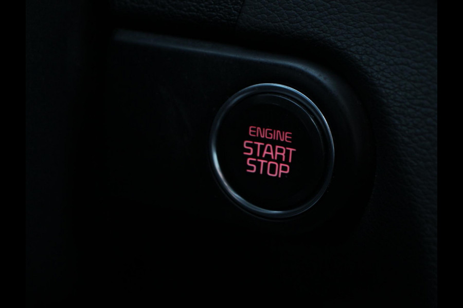 Kia Ceed Sportswagon 1.6 GDI PHEV AUTOMAAT DynamicLine | Navigatie | Apple carplay/Android Auto | Cruise Control | Lichtmetalen Velgen | Climate Control