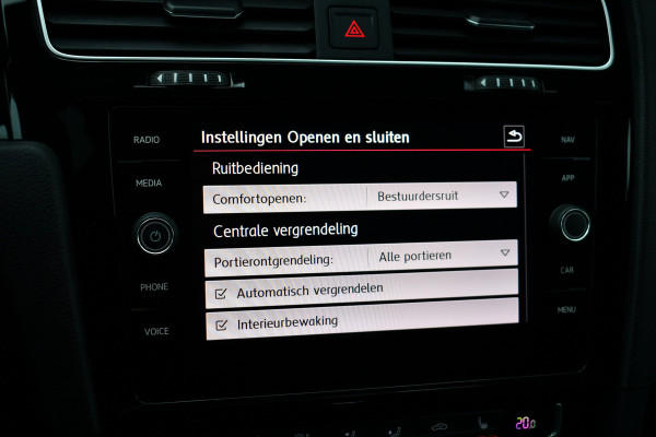 Volkswagen Golf 2.0 TSI GTI Performance Pano ACC 19inch Keyless Alcantara