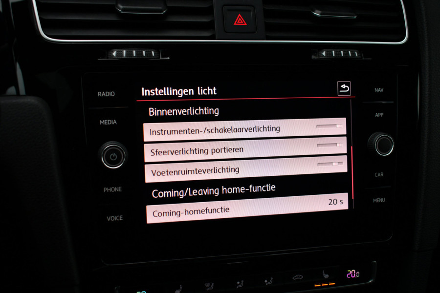 Volkswagen Golf 2.0 TSI GTI Performance Pano ACC 19inch Keyless Alcantara