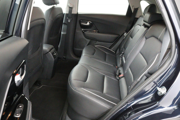 Kia e-Niro ExecutiveLine 64 kWh*3FASE*ACC*CAM*NAVI*ECC*HAAK*