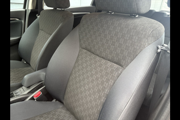 Honda Jazz 1.3 i-VTEC Comfort Automaat NAVI/CRUISE/AIRCO/DAB/PDC/TREKHAAK/STOELVERWARMING