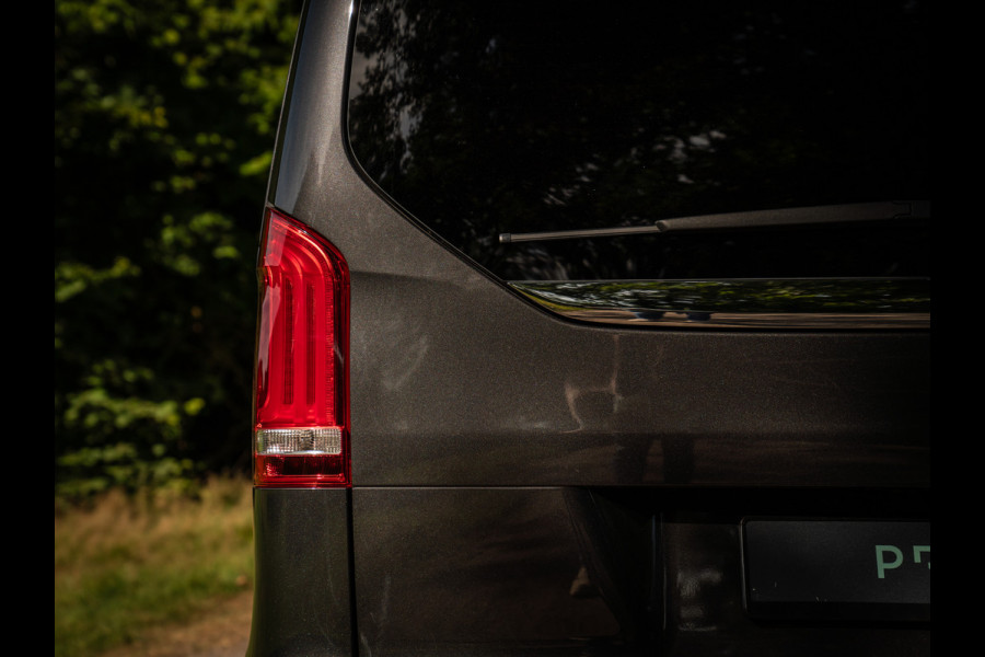 Mercedes-Benz V-Klasse 250d Lang DC | €64.900,- Ex. BTW | Luchtvering | CarPlay | Elektr. deuren
