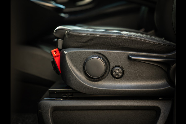 Mercedes-Benz V-Klasse 250d Lang DC | €64.900,- Ex. BTW | Luchtvering | CarPlay | Elektr. deuren