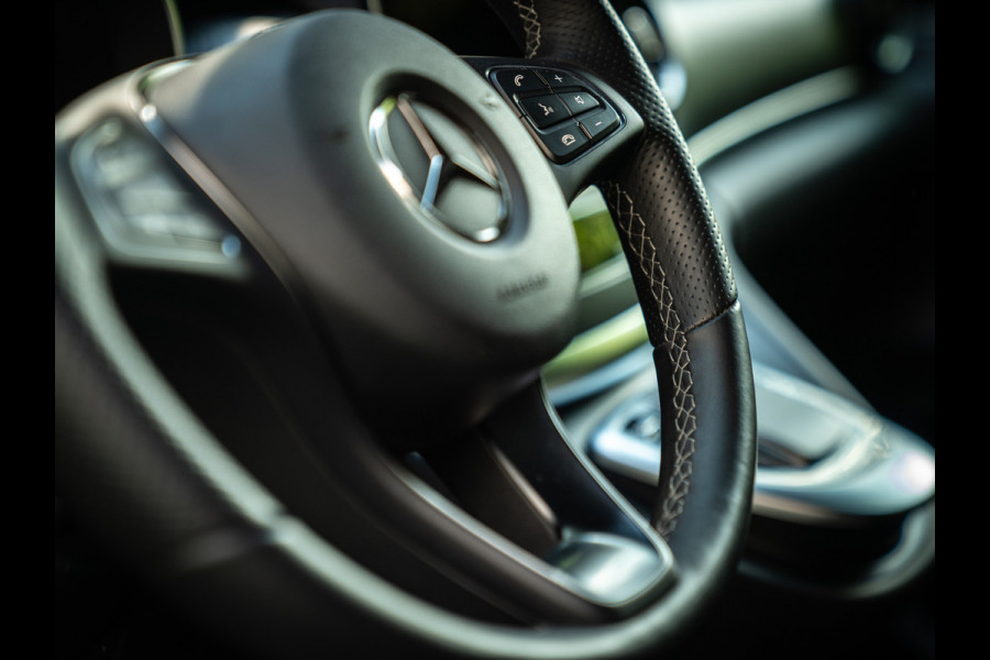 Mercedes-Benz V-Klasse 250d Lang DC | €64.900,- Ex. BTW | Luchtvering | CarPlay | Elektr. deuren