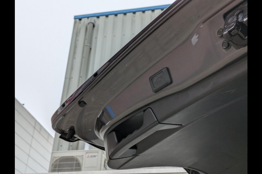 Toyota RAV4 2.5 Plug-in Hybrid AWD Bi-Tone Plus|Panodak|Stoelkoeling/Verwarming|JBL|Memory|Leder|360-Camera|Head-Up