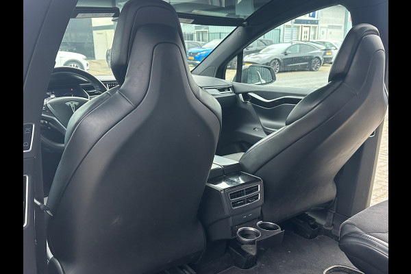 Tesla Model X 75D Base 6p.