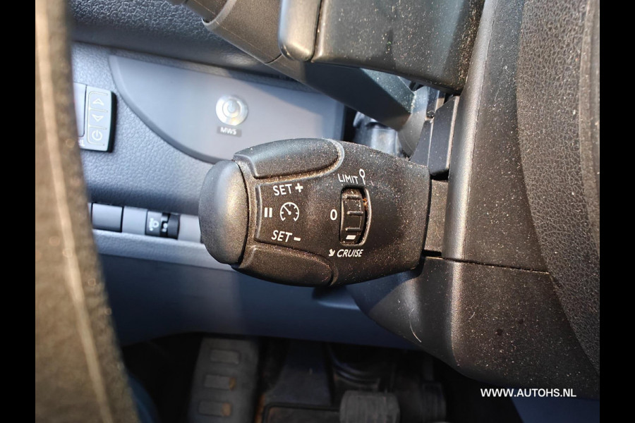 Citroën Jumpy 2.0 BlueHDI 180 PK AUTOMAAT , 1e Eig Ex overheid. Euro 6 , lengte 2 , honden inrichting ,