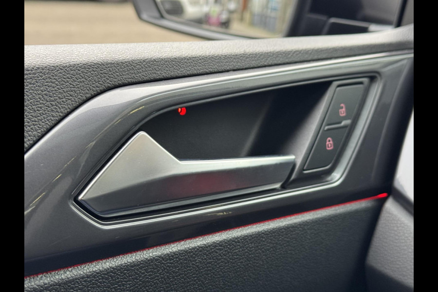 Volkswagen Polo 1.0 TSI Highline Business - Navigatie / Apple CarPlay I Airco I Sport velgen I LED I Dealer onderhouden