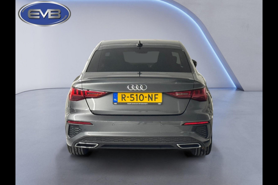 Audi A3 Limousine 30 TFSI S edition, 2 X S- LINE,matrix led, daytona grijs, 1 e eigenaar, 1/2 leder, 's, NL auto nap